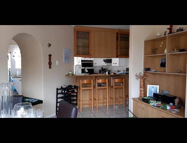 3 BEDROOM TOWNHOUSE RENTED IN LOVEMORE HEIGHTS
